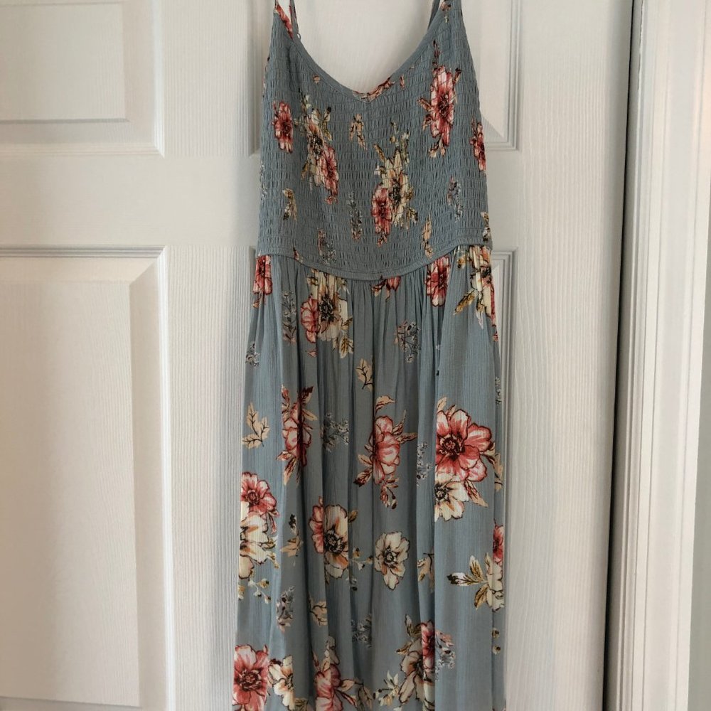 Floral Dress with Tie Up Back - Picture 6 of 8